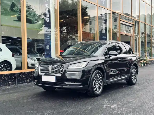Lincoln Corsair 2023 — купить из Китая под заказ
