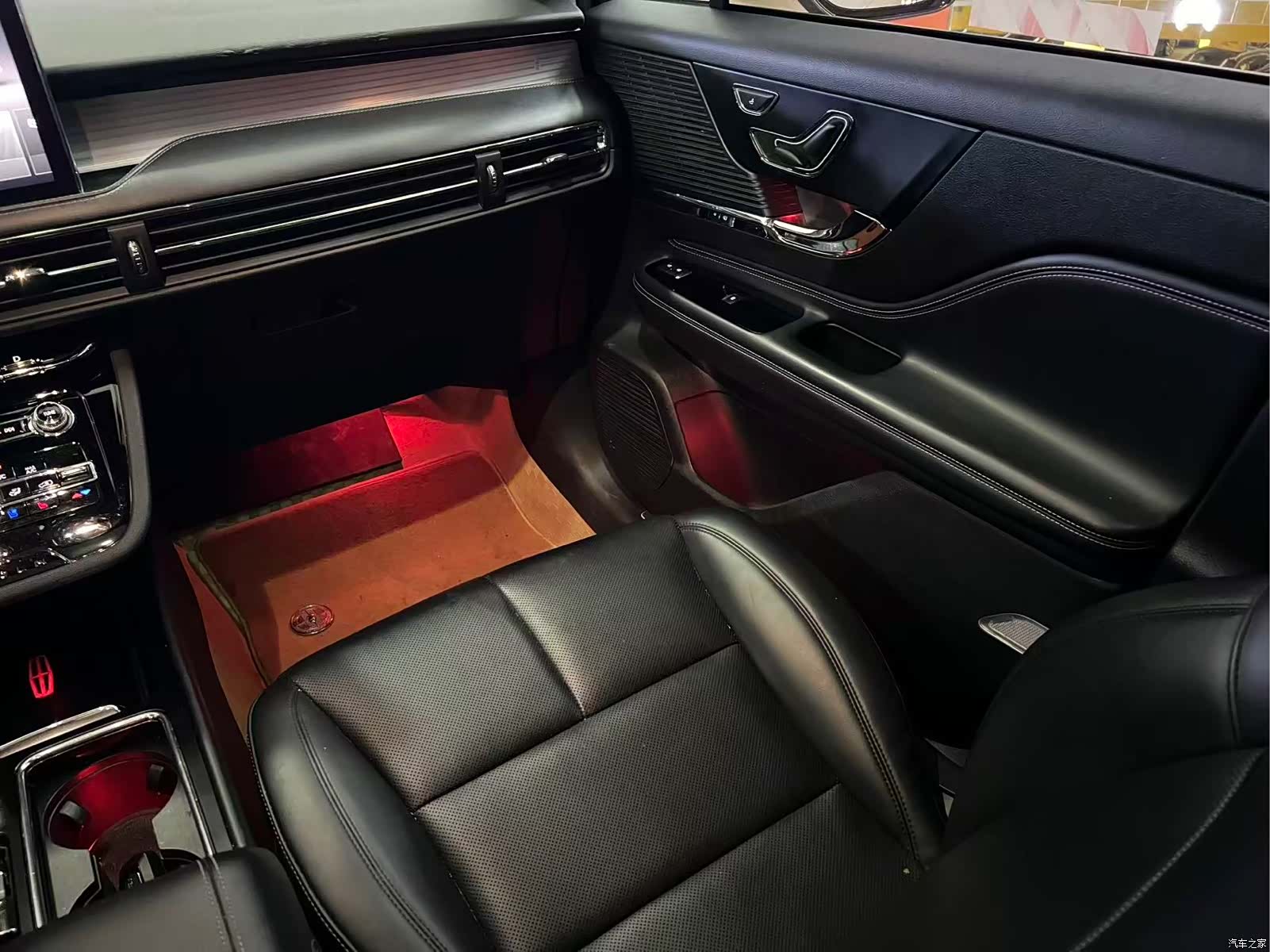 Lincoln Corsair, 2021 6