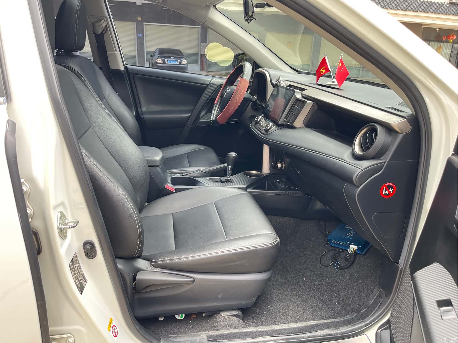 Toyota RAV4, 2015 10