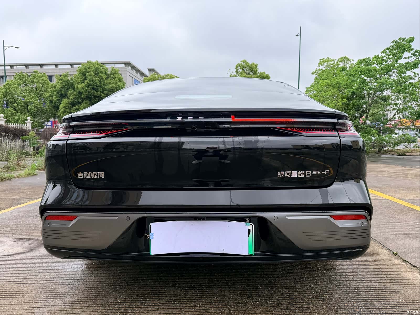 Geely 8, 2025 7