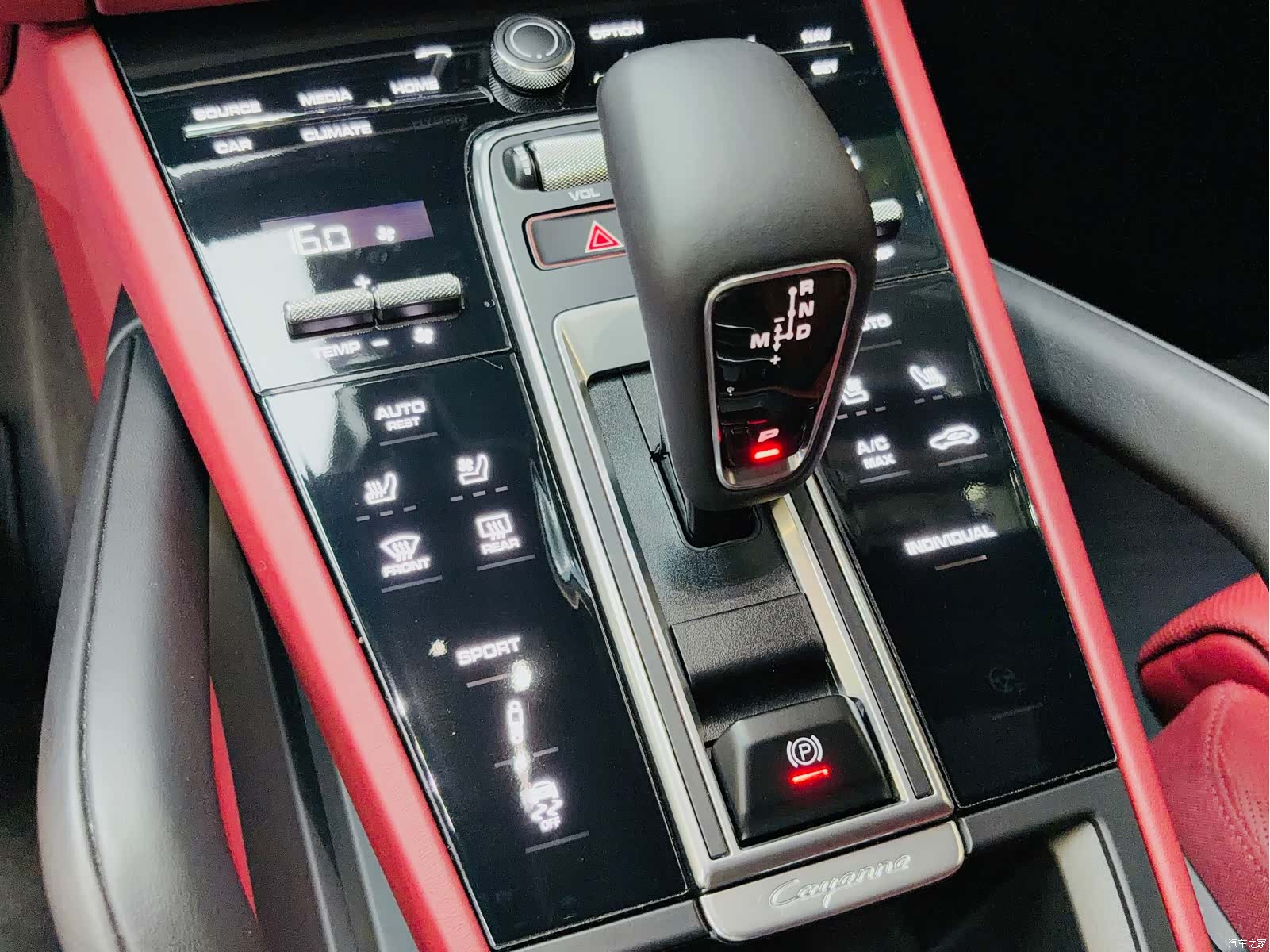 Porsche Cayenne, 2022 10