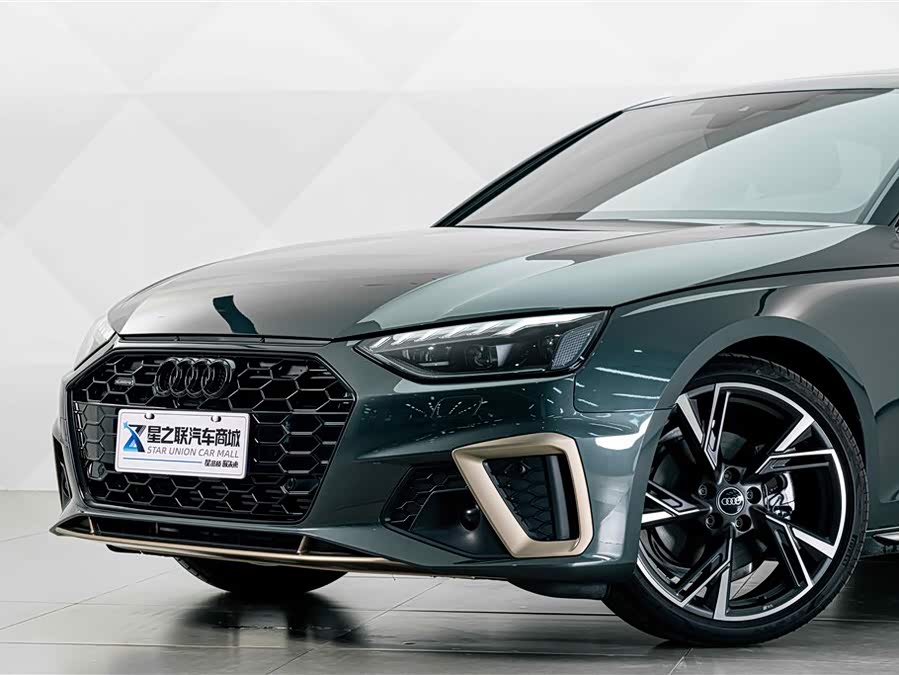 Audi A4L 2024, фото 3