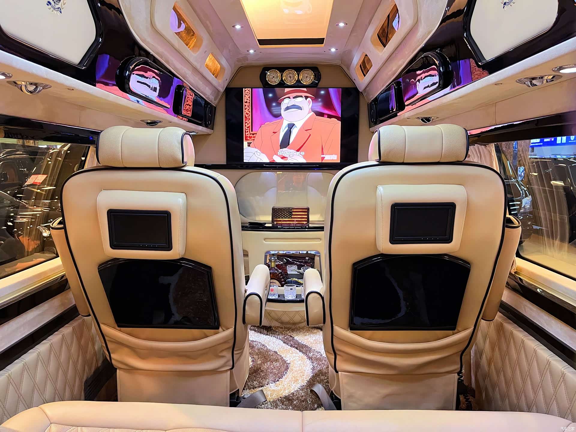 Ford E350, 2012 19