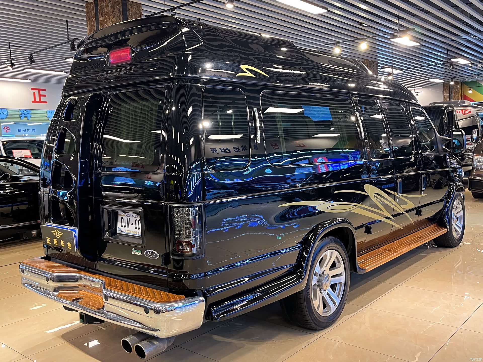 Ford E350, 2012 3