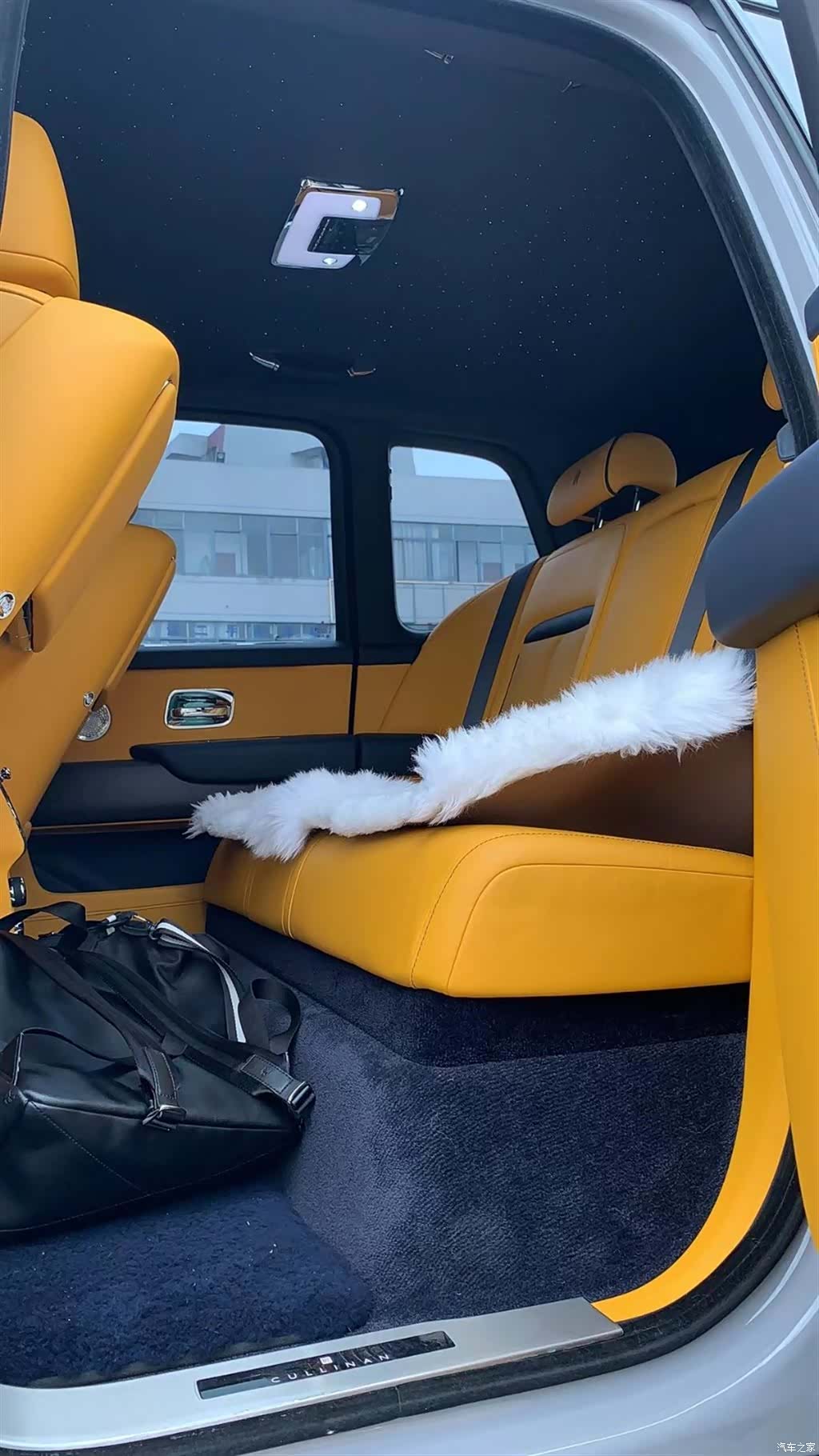 Rolls-Royce Cullinan, 2021 10