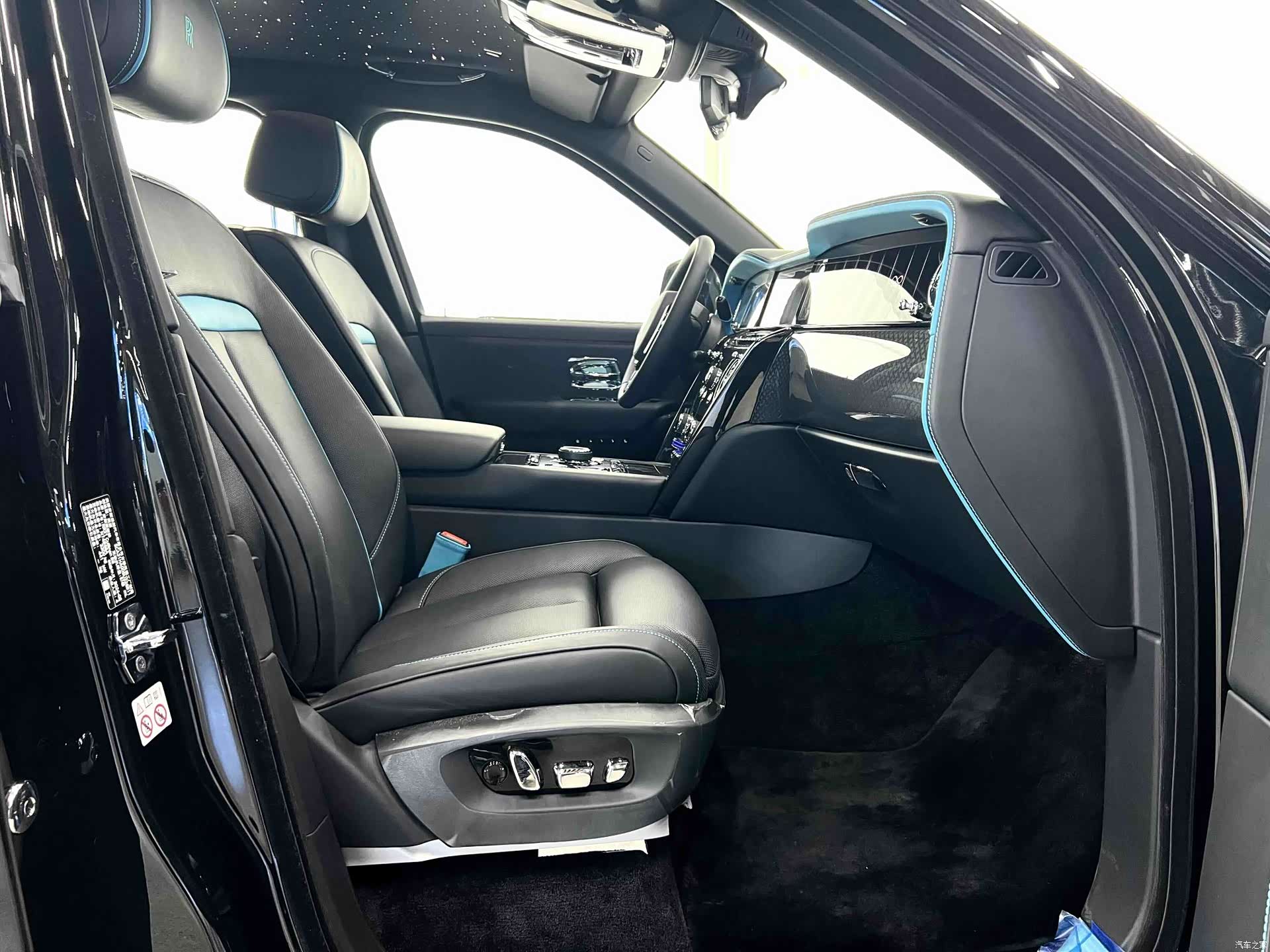 Rolls-Royce Cullinan, 2025 8