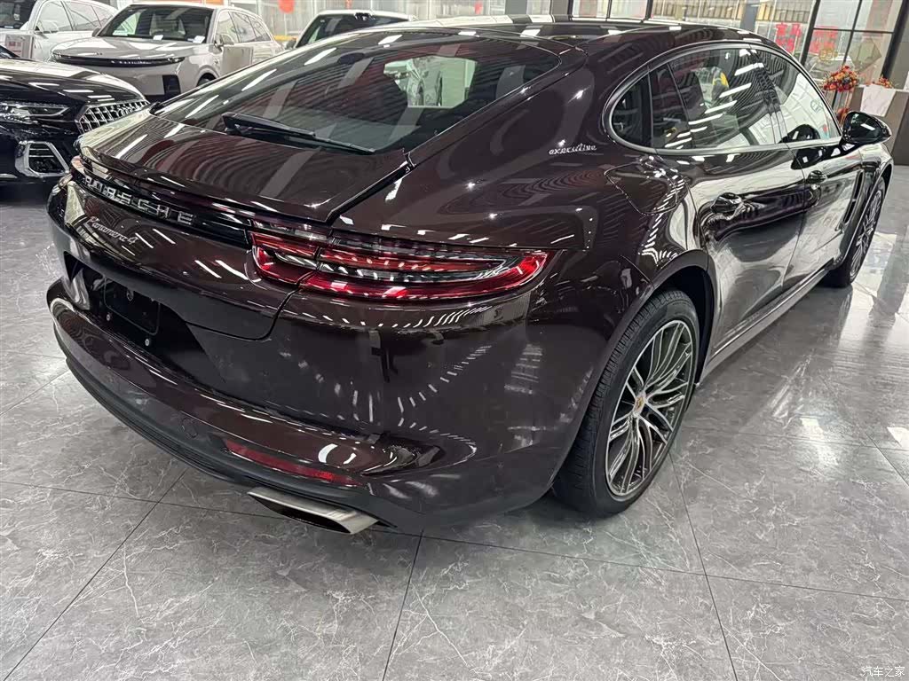 Porsche Panamera, 2018 2