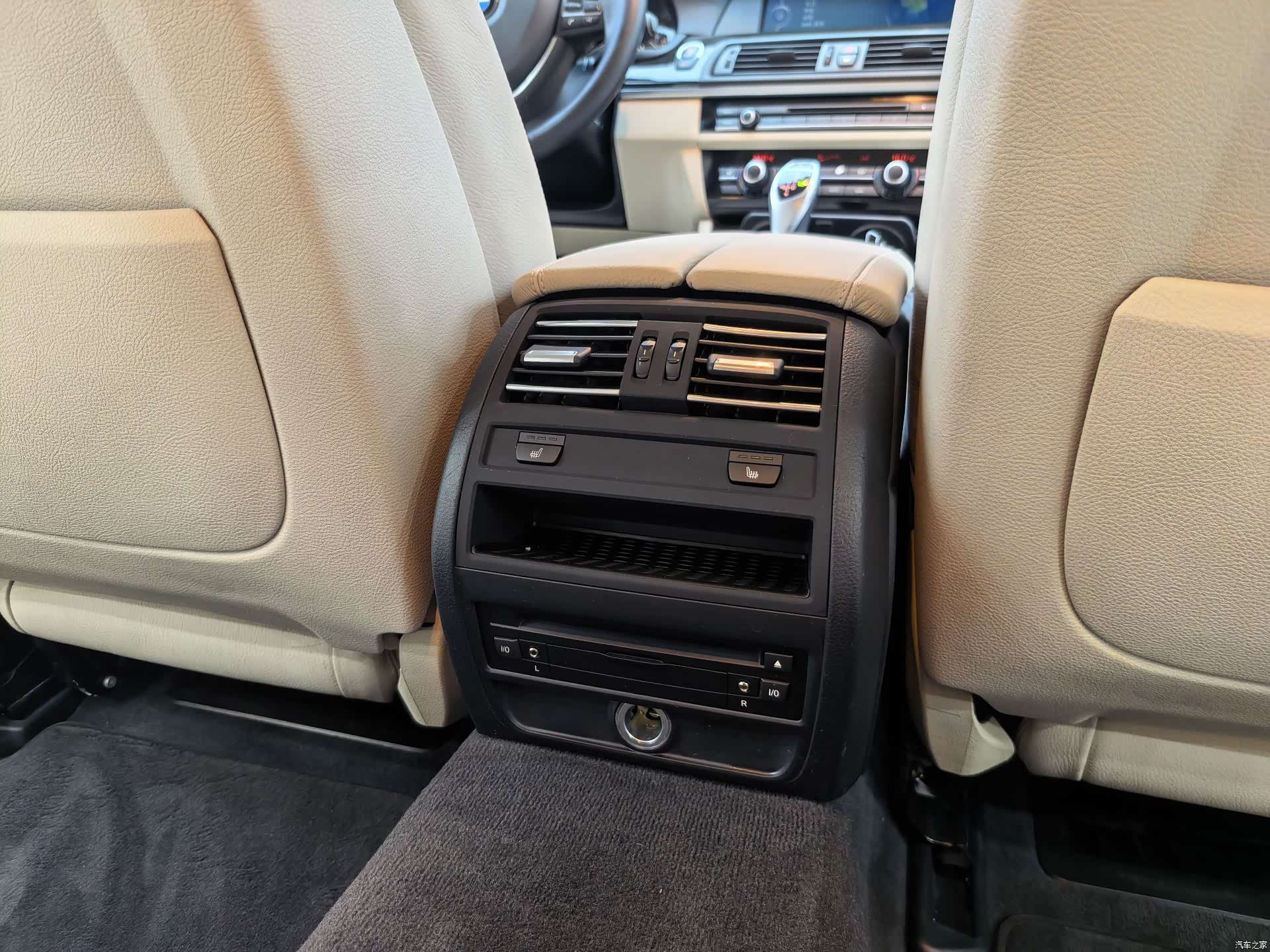 BMW 5 Series, 2012 8