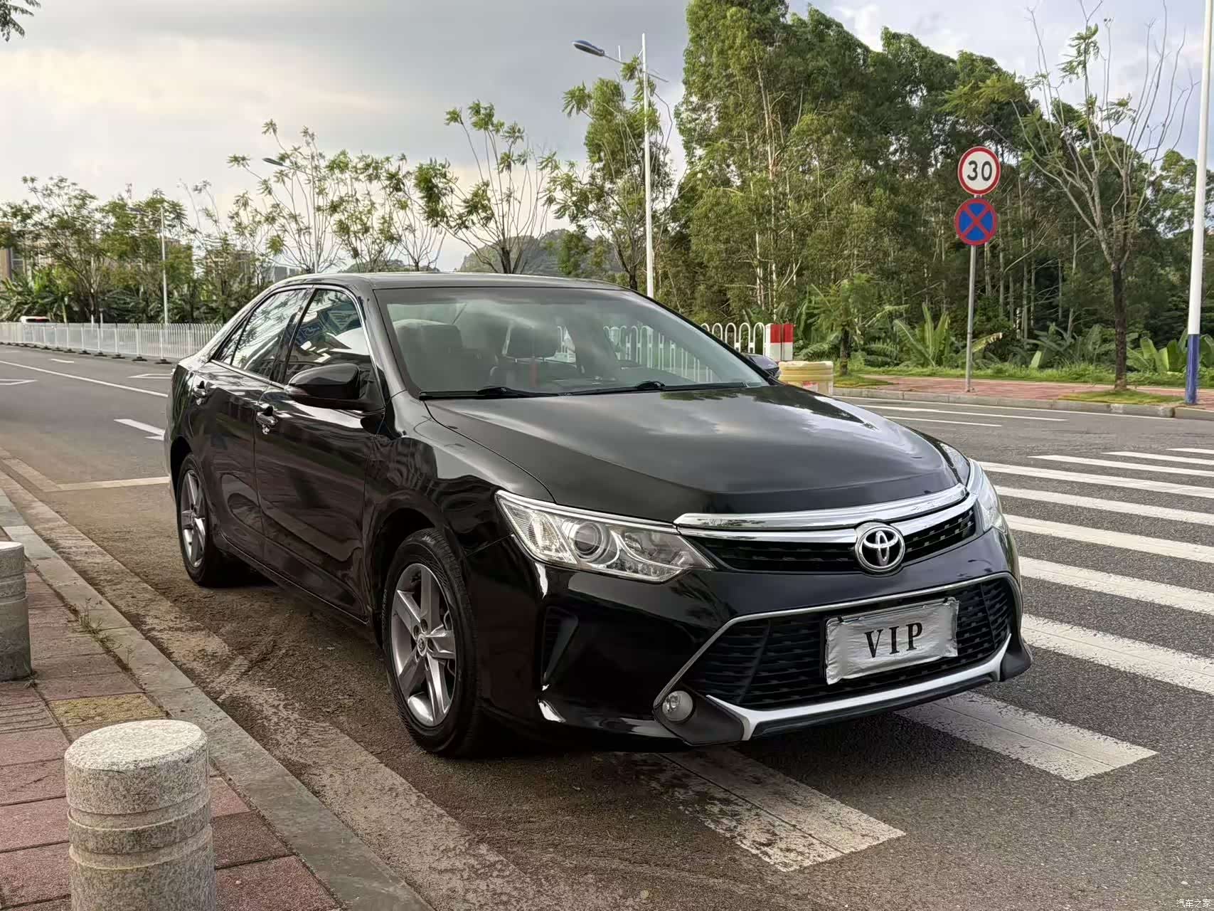 Toyota Camry, 2016 2