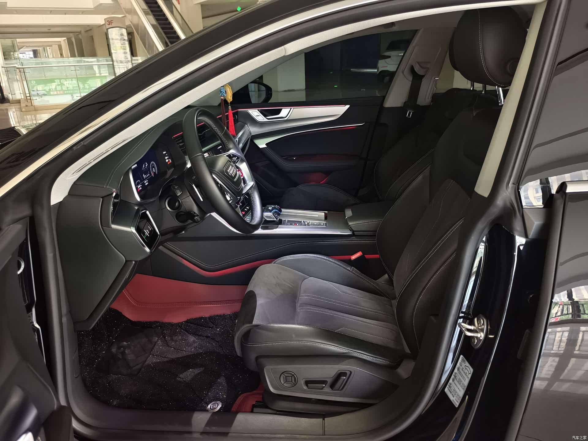 Audi A7L, 2025 6