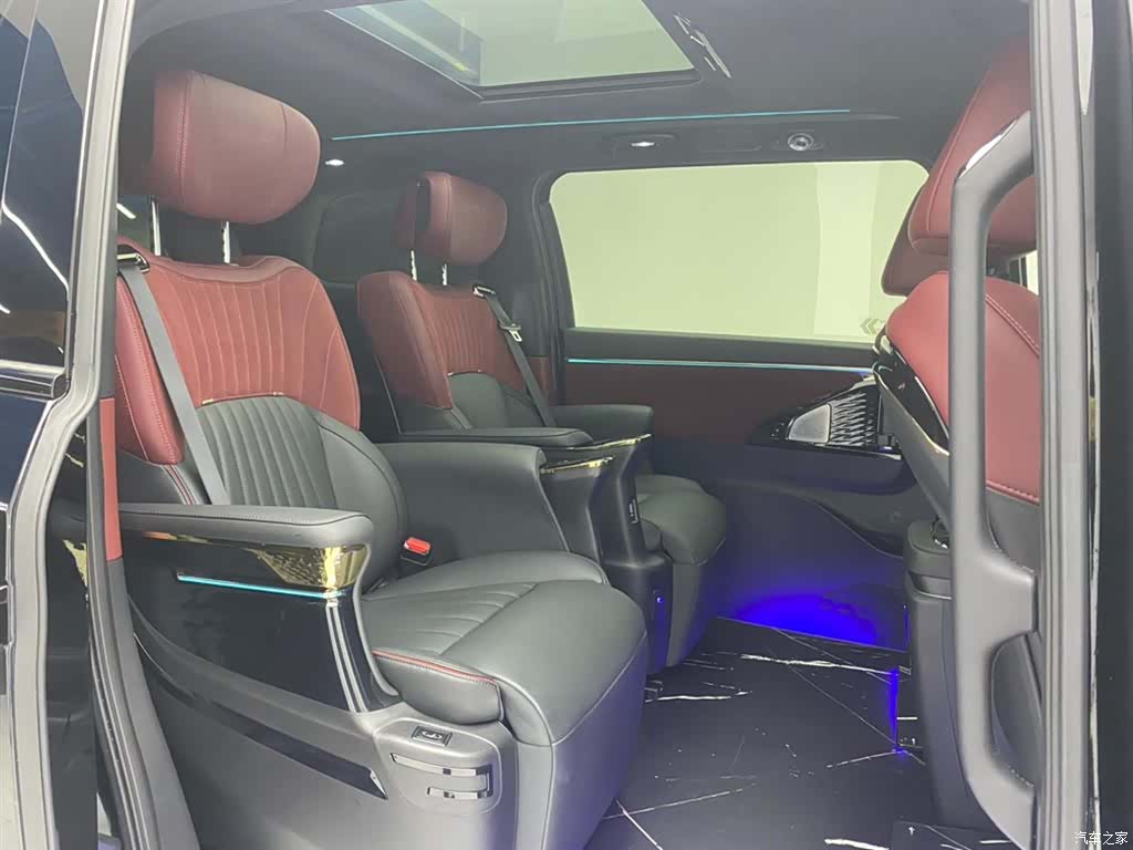 Trumpchi M8, 2025 24