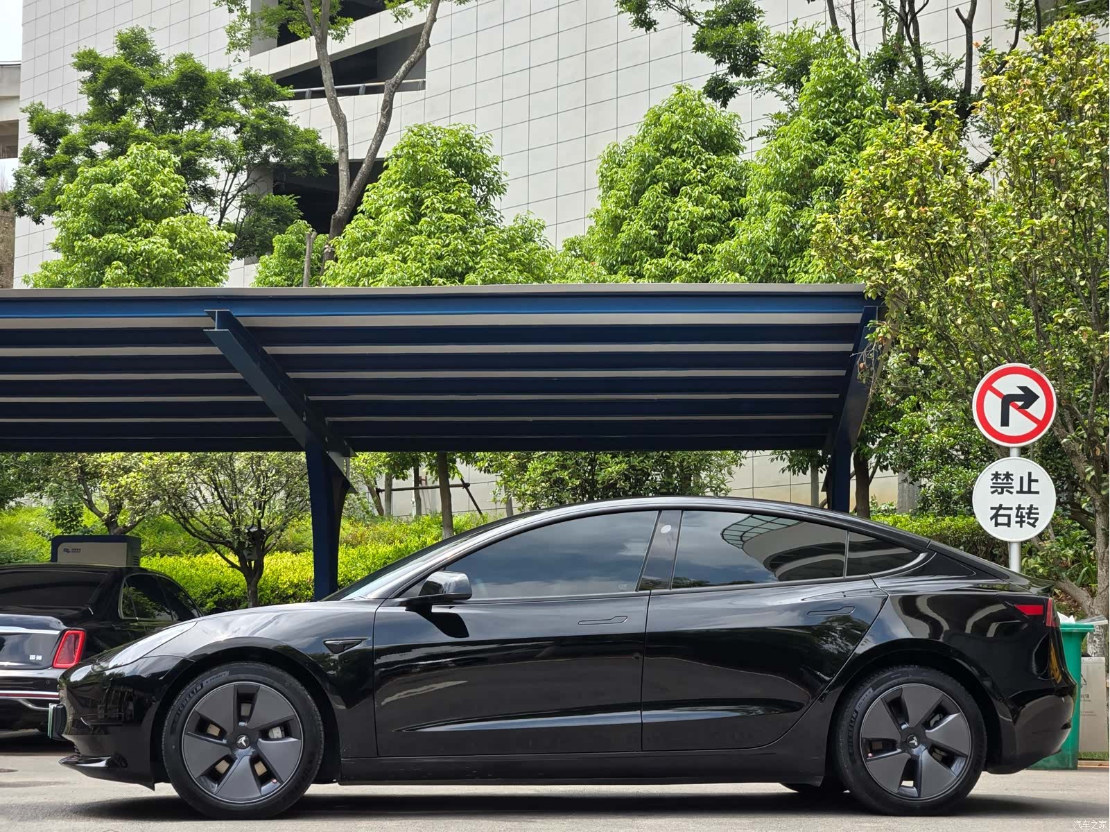 Tesla Model 3, 2023 2