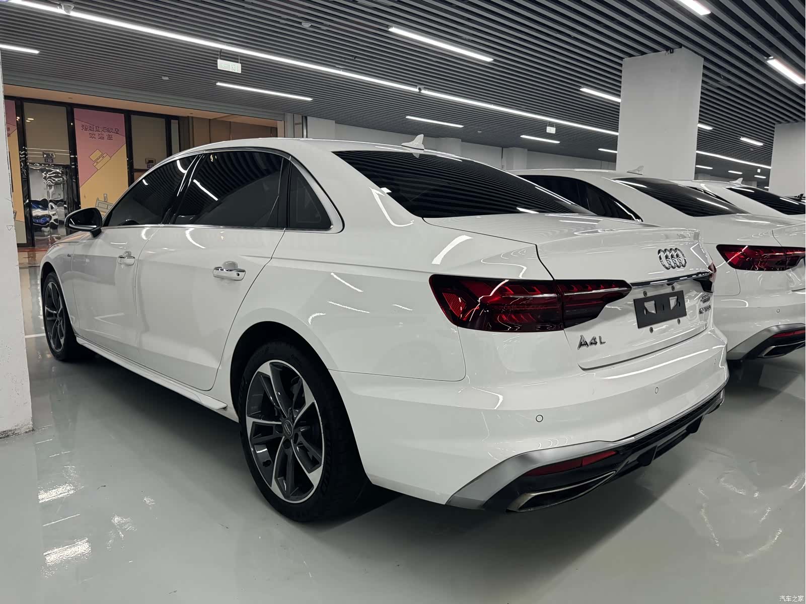 Audi A4L, 2021 12