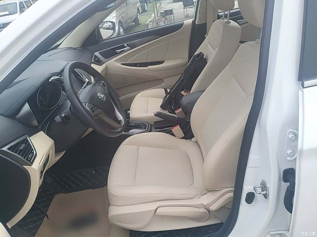 Changan Eado, 2017 15