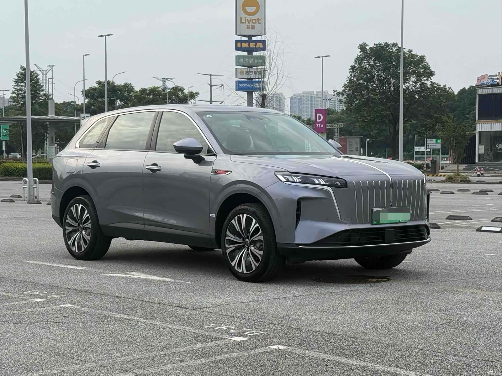 Hongqi HS6, 2025 3