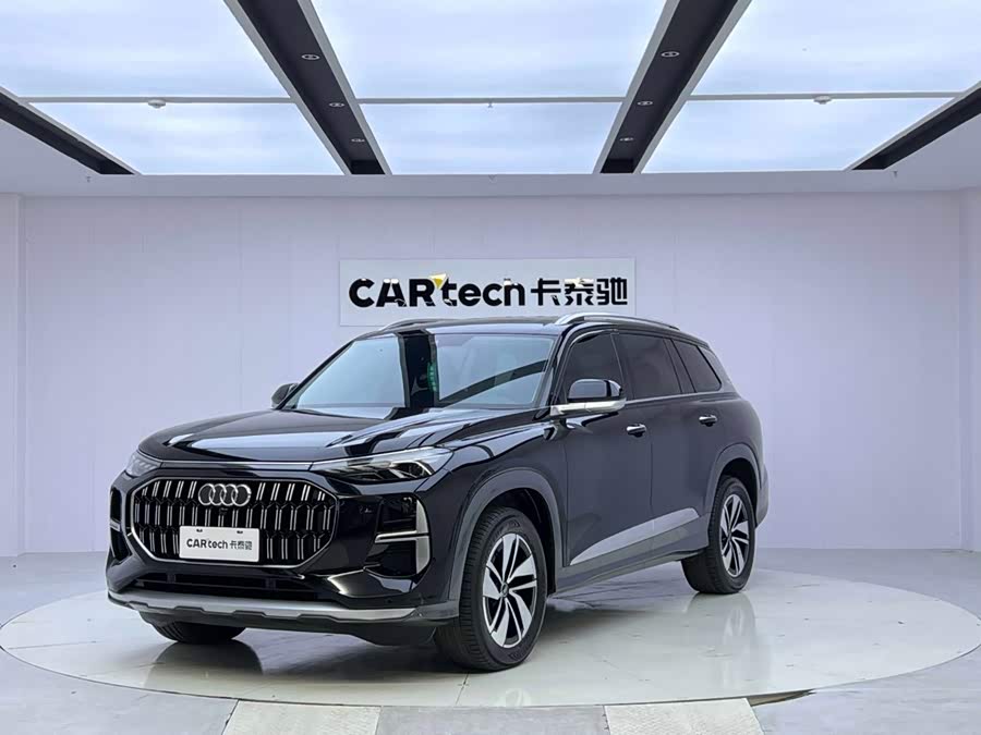 Audi Q6 2024, фото 1