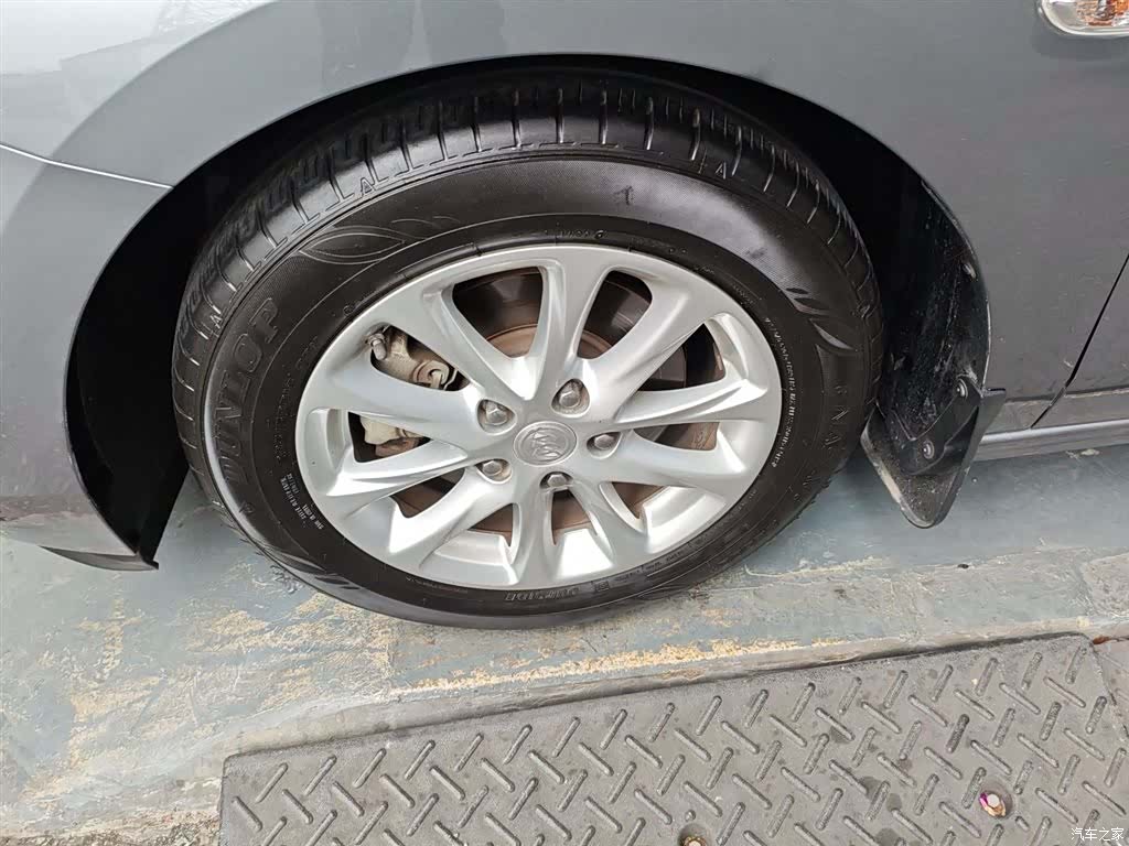 Buick GL6, 2018 23