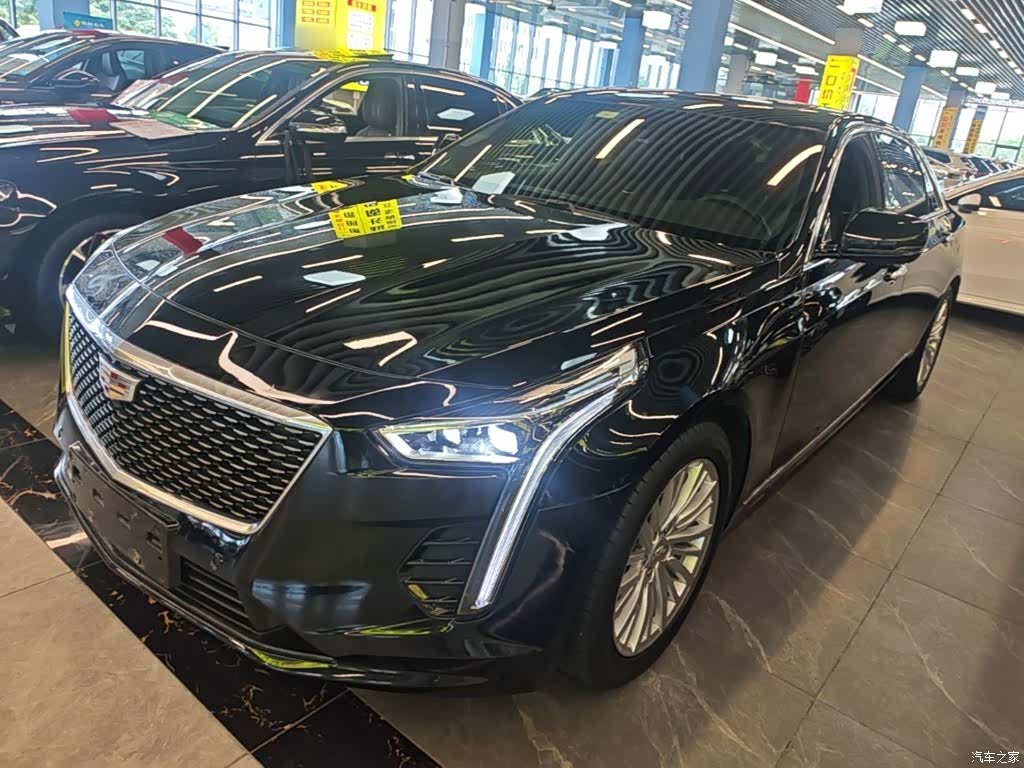 Cadillac CT6, 2022 2