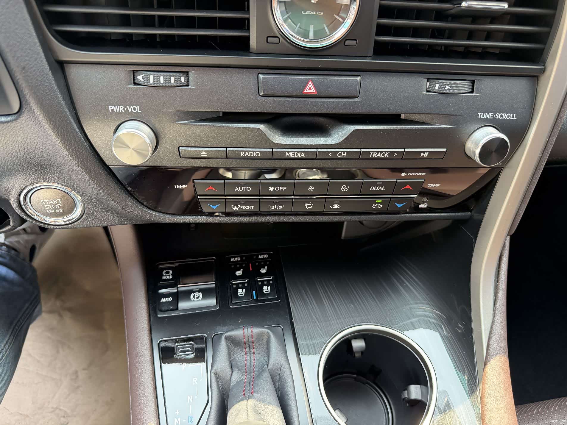 Lexus RX, 2019 16