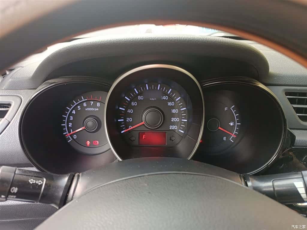 Kia K2, 2016 4