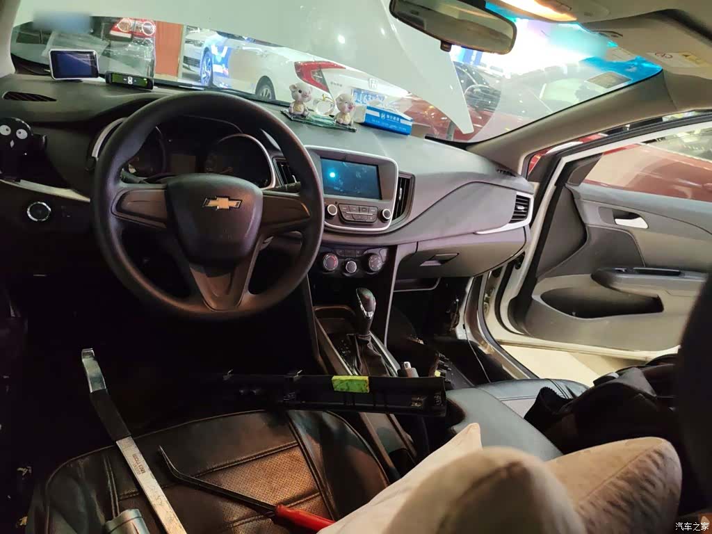 Chevrolet 320, 2019 6