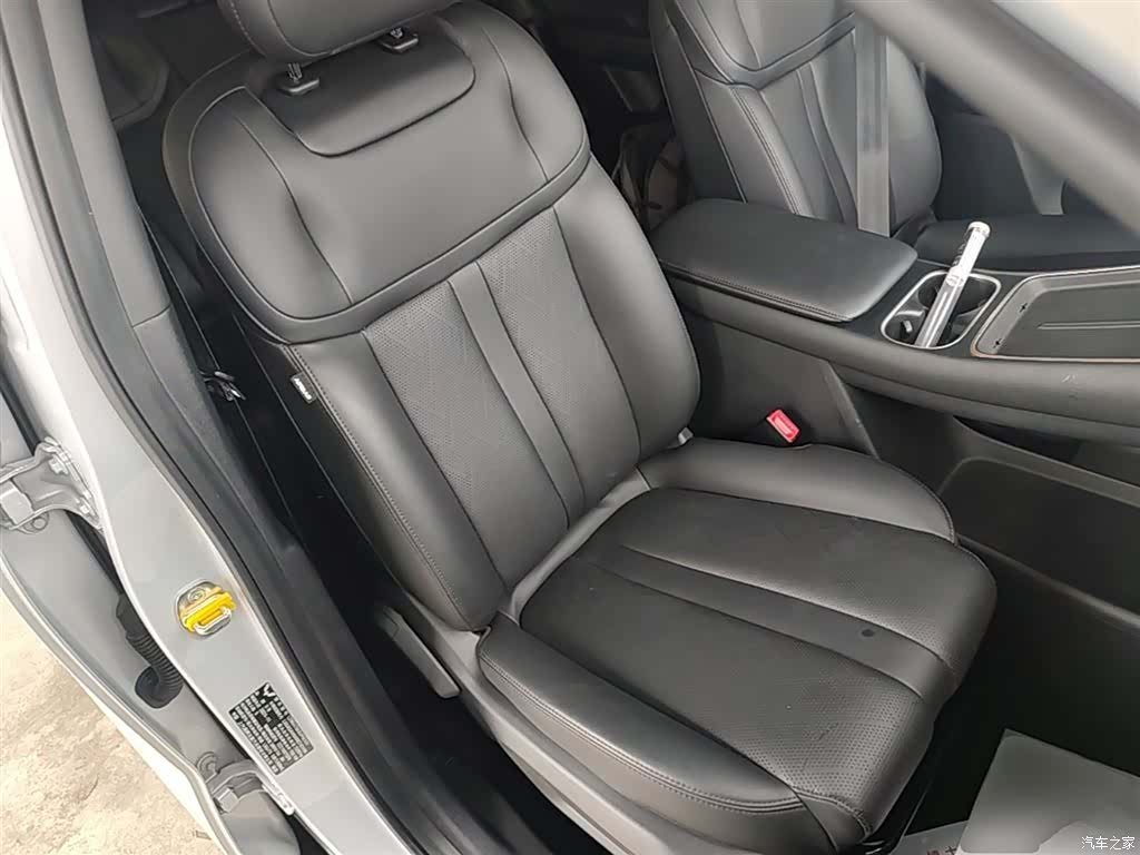 Wuling Starlight, 2025 25