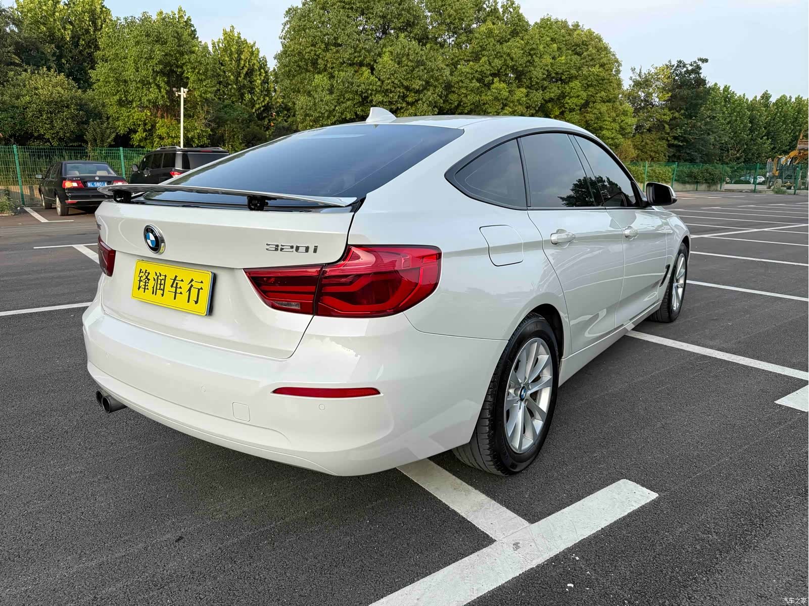 BMW 3 Series, 2017 все фото