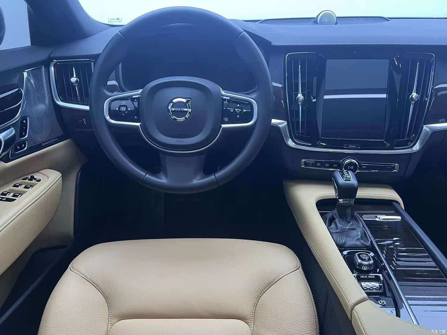 Volvo S90, 2018 9