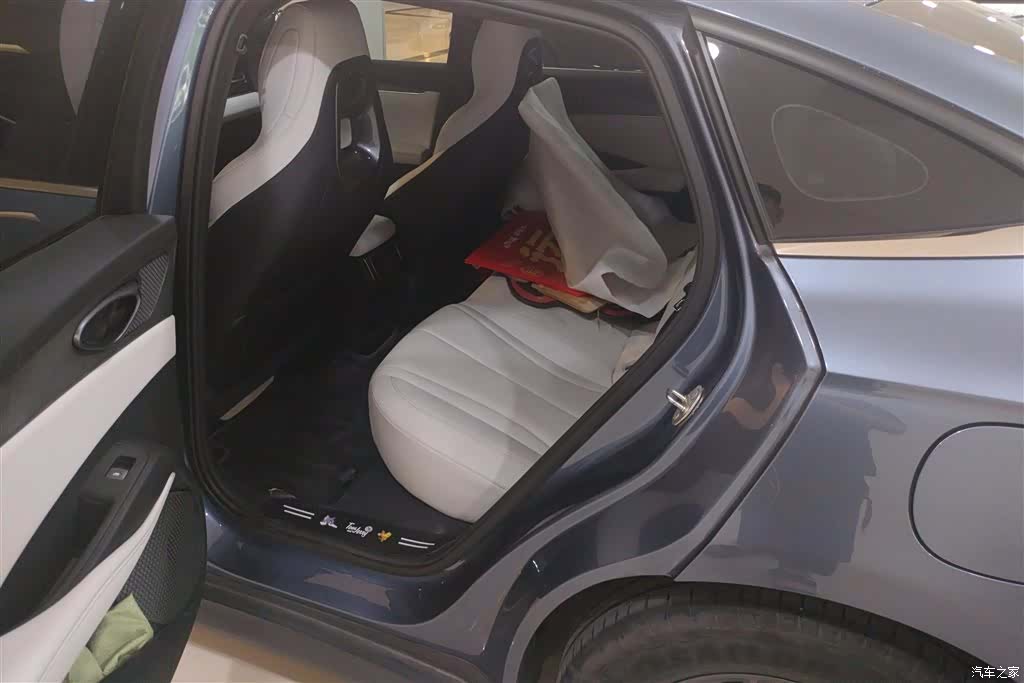 BYD Seal, 2024 11