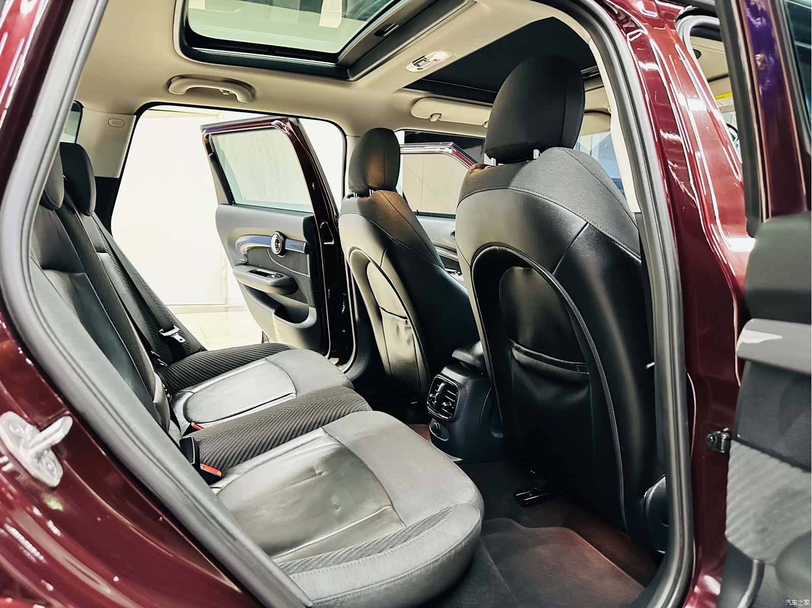 Mini Clubman, 2017 21