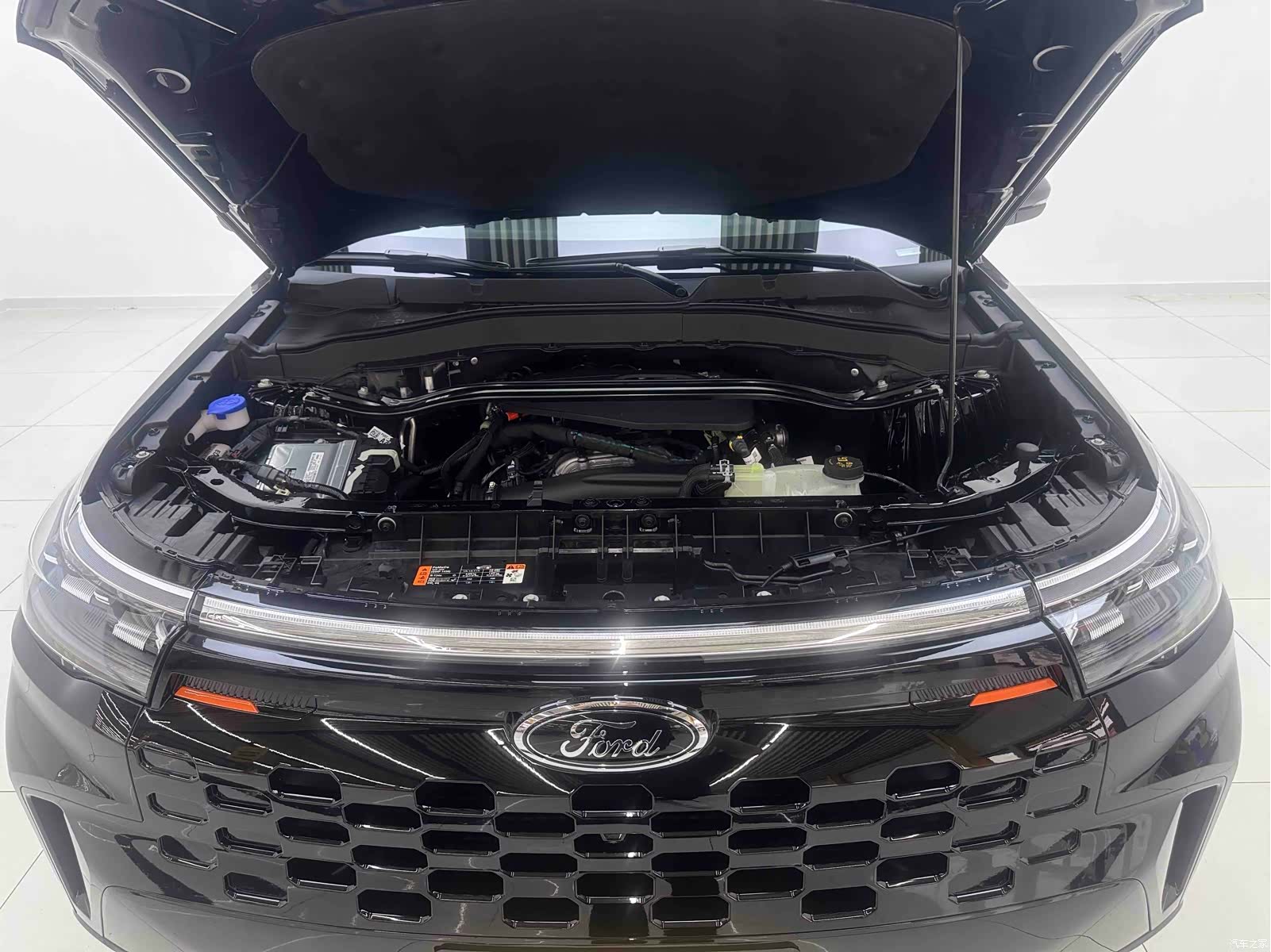 Ford Explorer, 2026 7