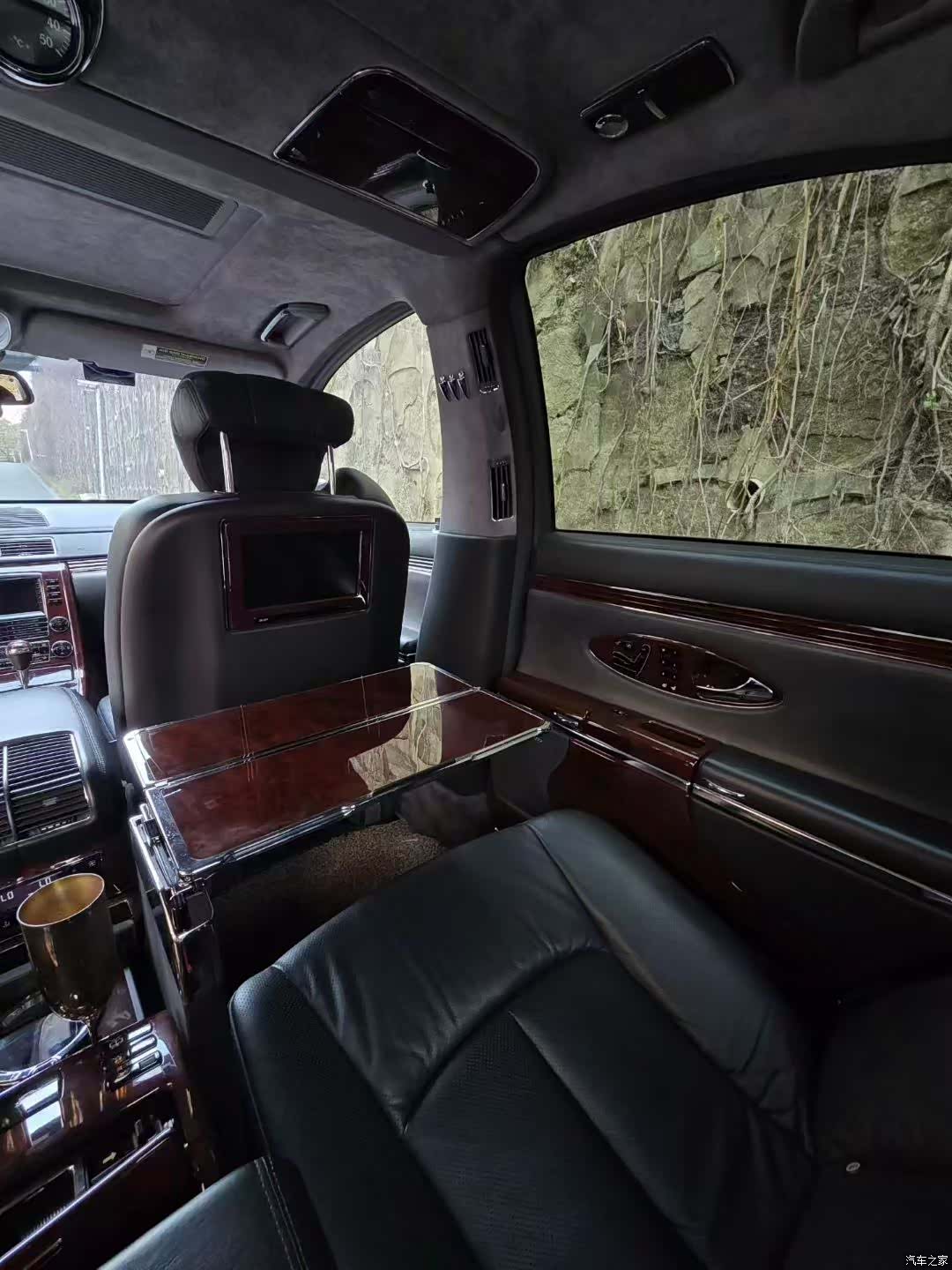 Maybach 57, 2004 2