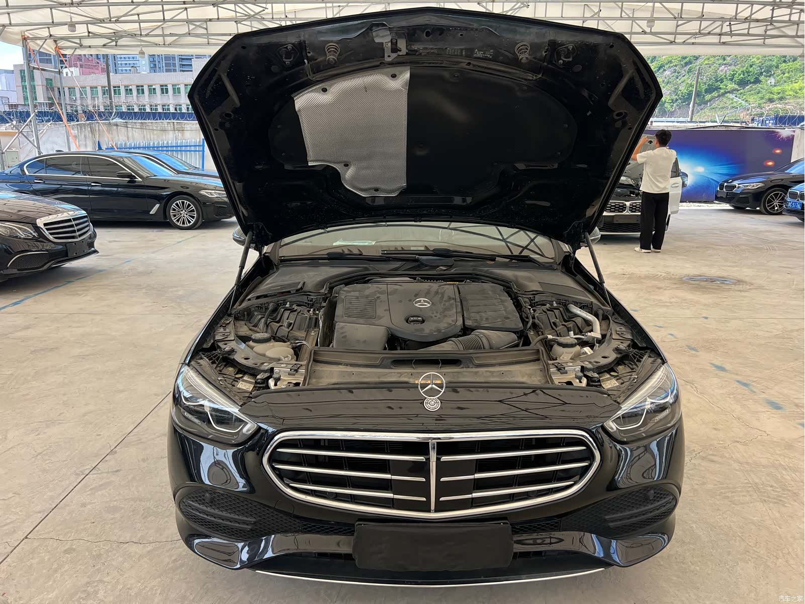 Mercedes-Benz C-Class, 2024 14