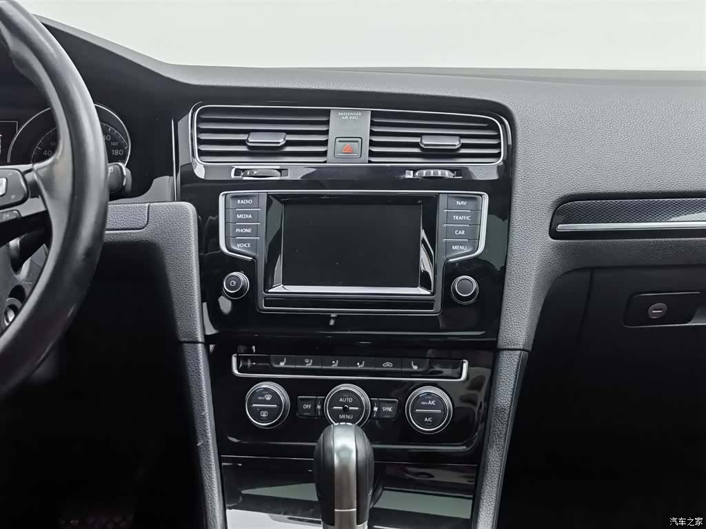 Volkswagen Golf, 2015 12