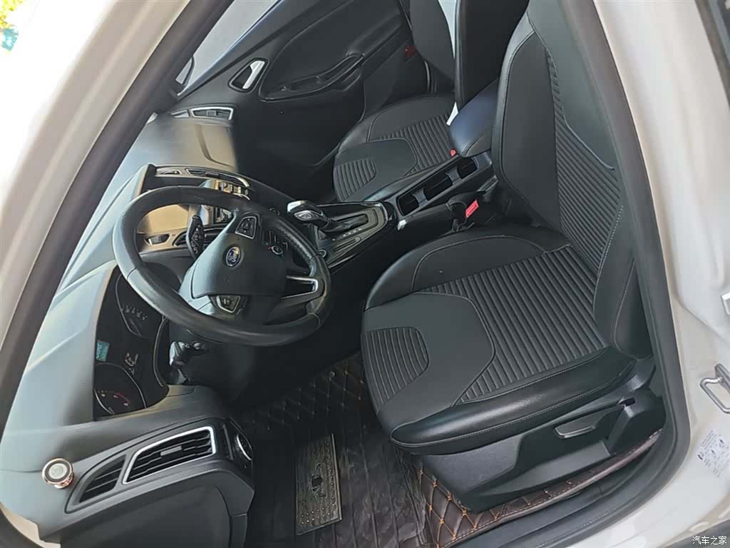 Ford Focus, 2017 15