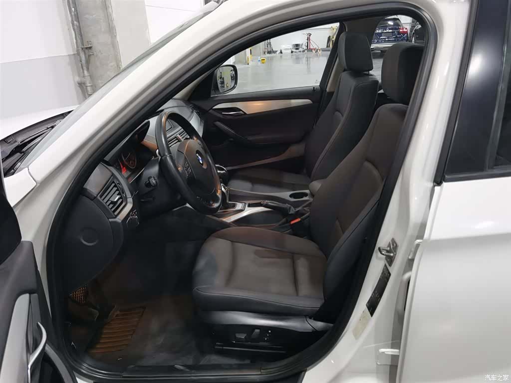 BMW X1, 2012 10