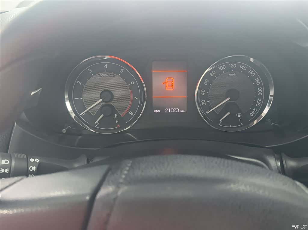 Toyota Corolla, 2016 11