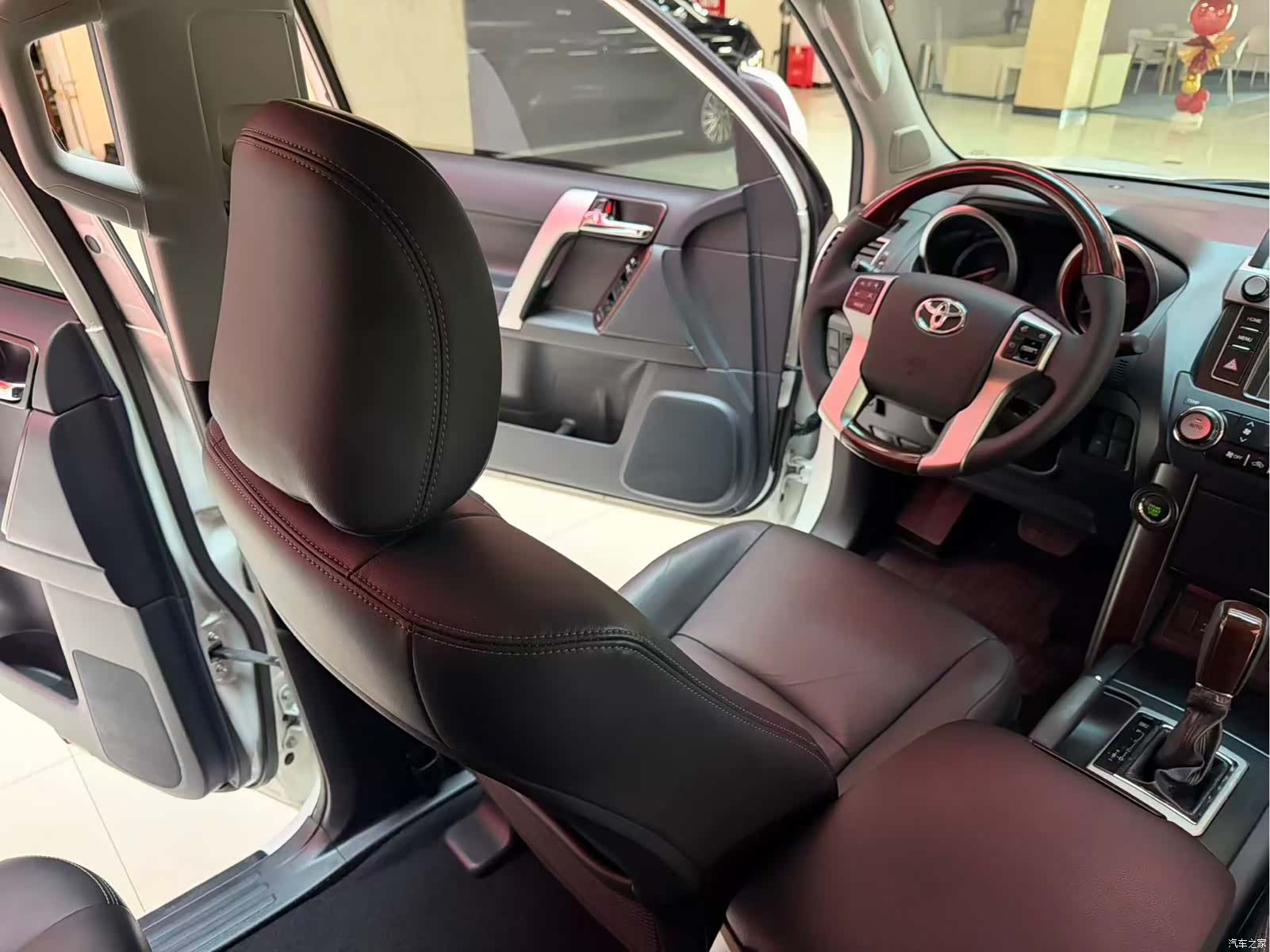 Toyota Prado, 2017 11