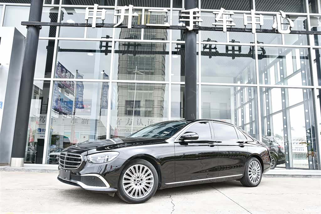 Mercedes-Benz E-Class, 2023 1