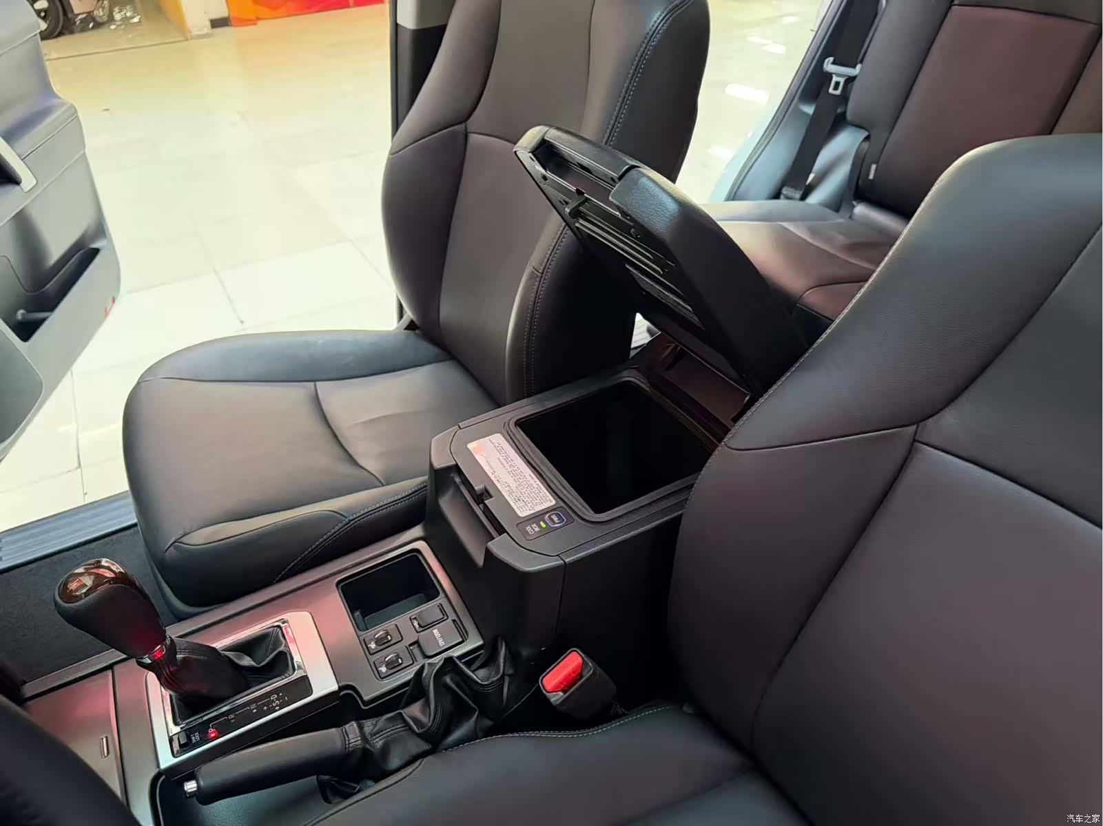 Toyota Prado, 2017 18