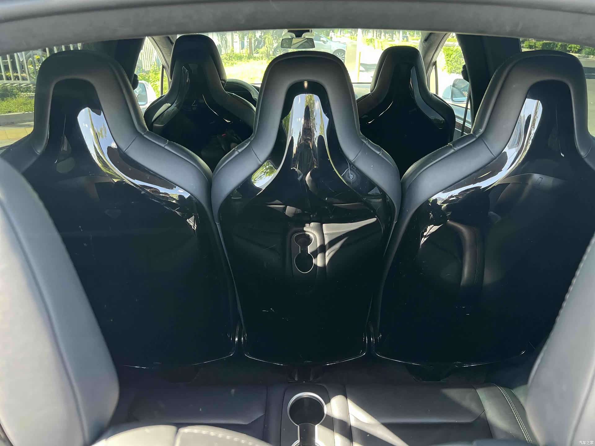 Tesla Model X, 2017 17