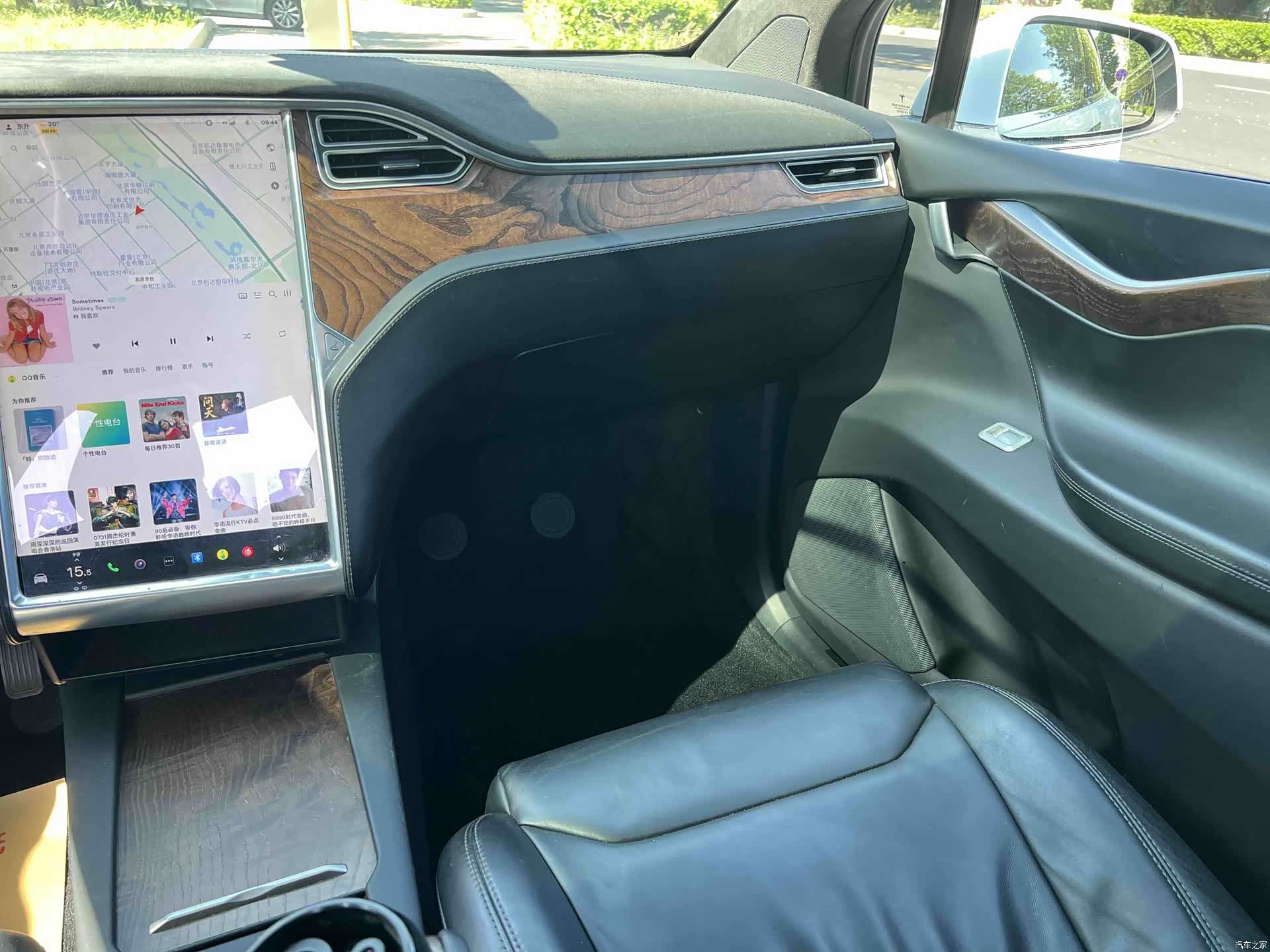 Tesla Model X, 2017 26