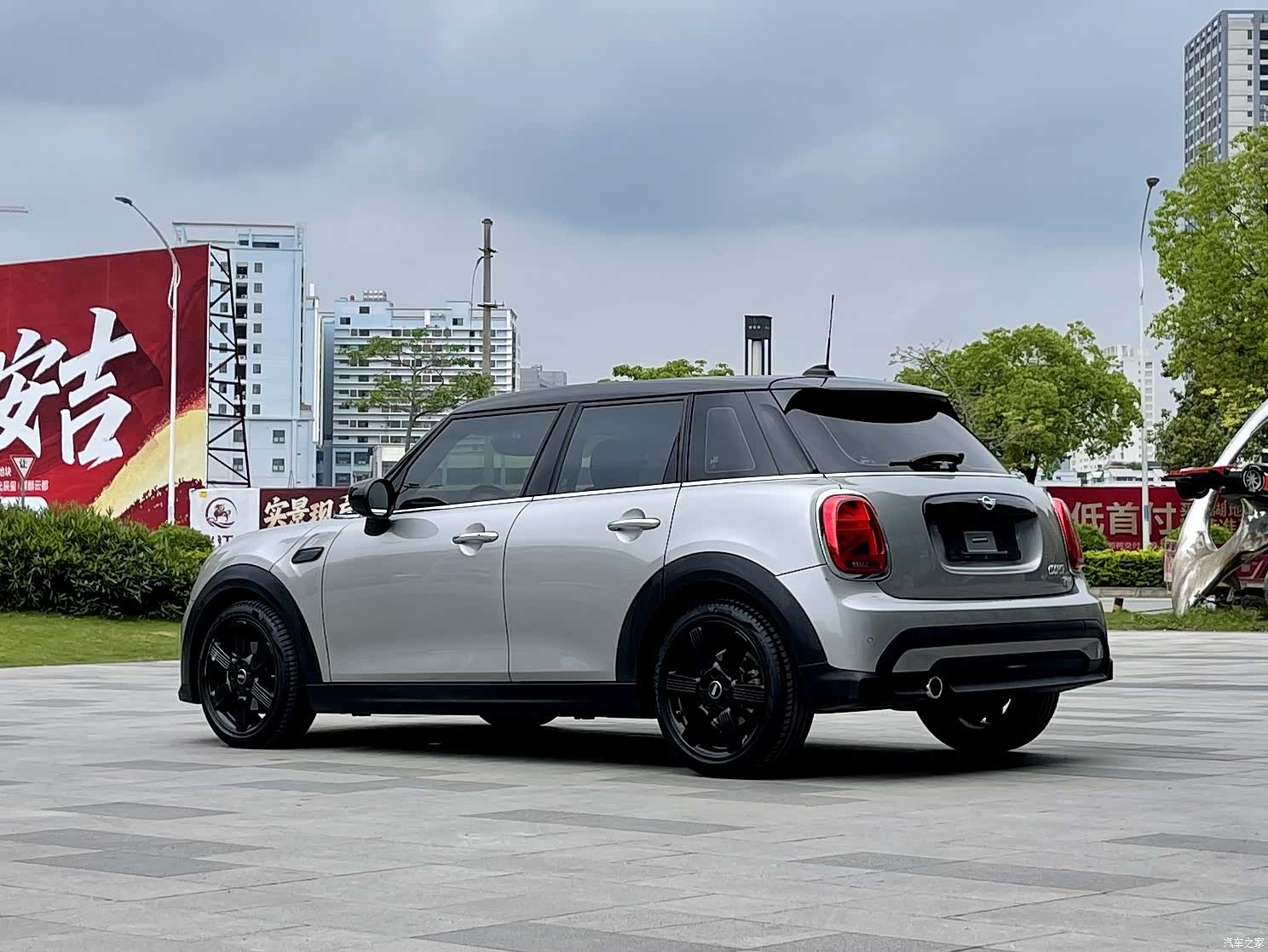 Mini Cooper, 2023 все фото