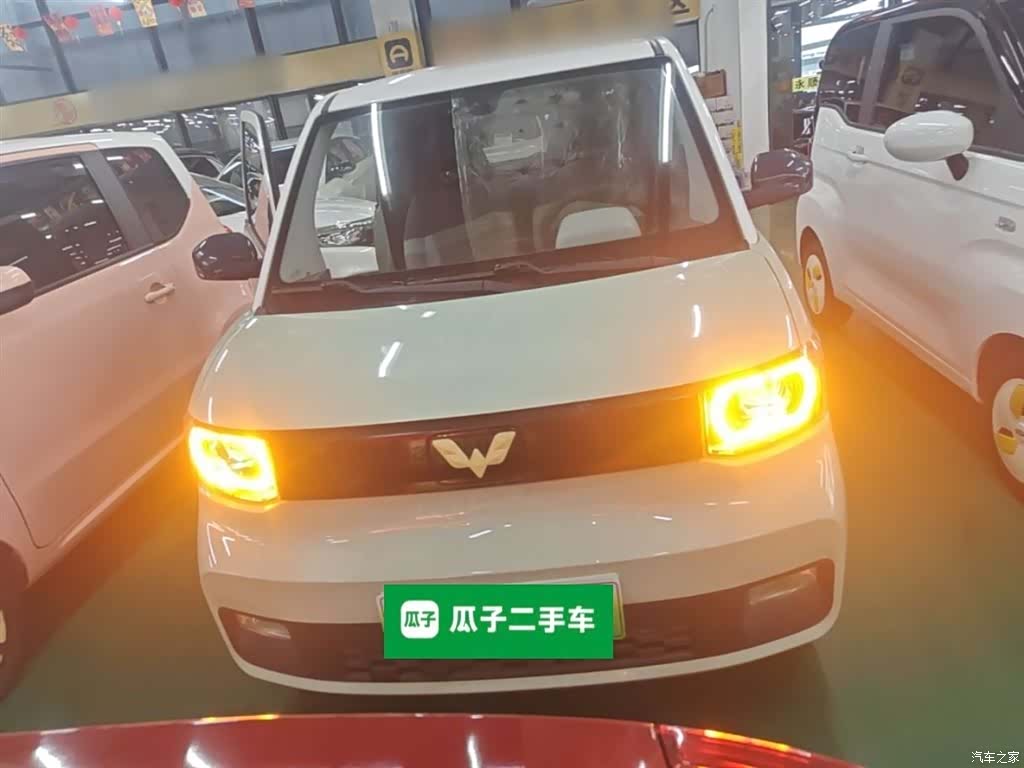 Wuling MINIEV, 2021 3
