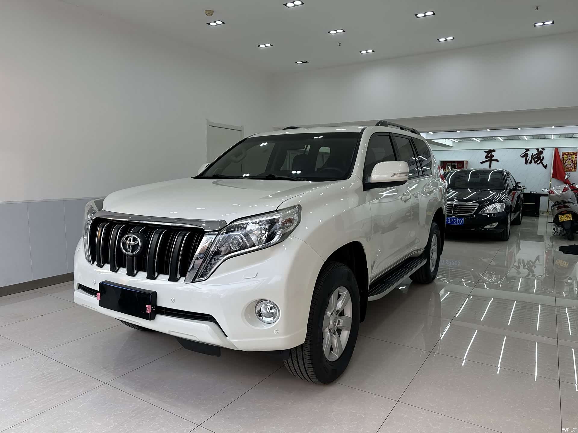 Toyota Prado, 2017 1