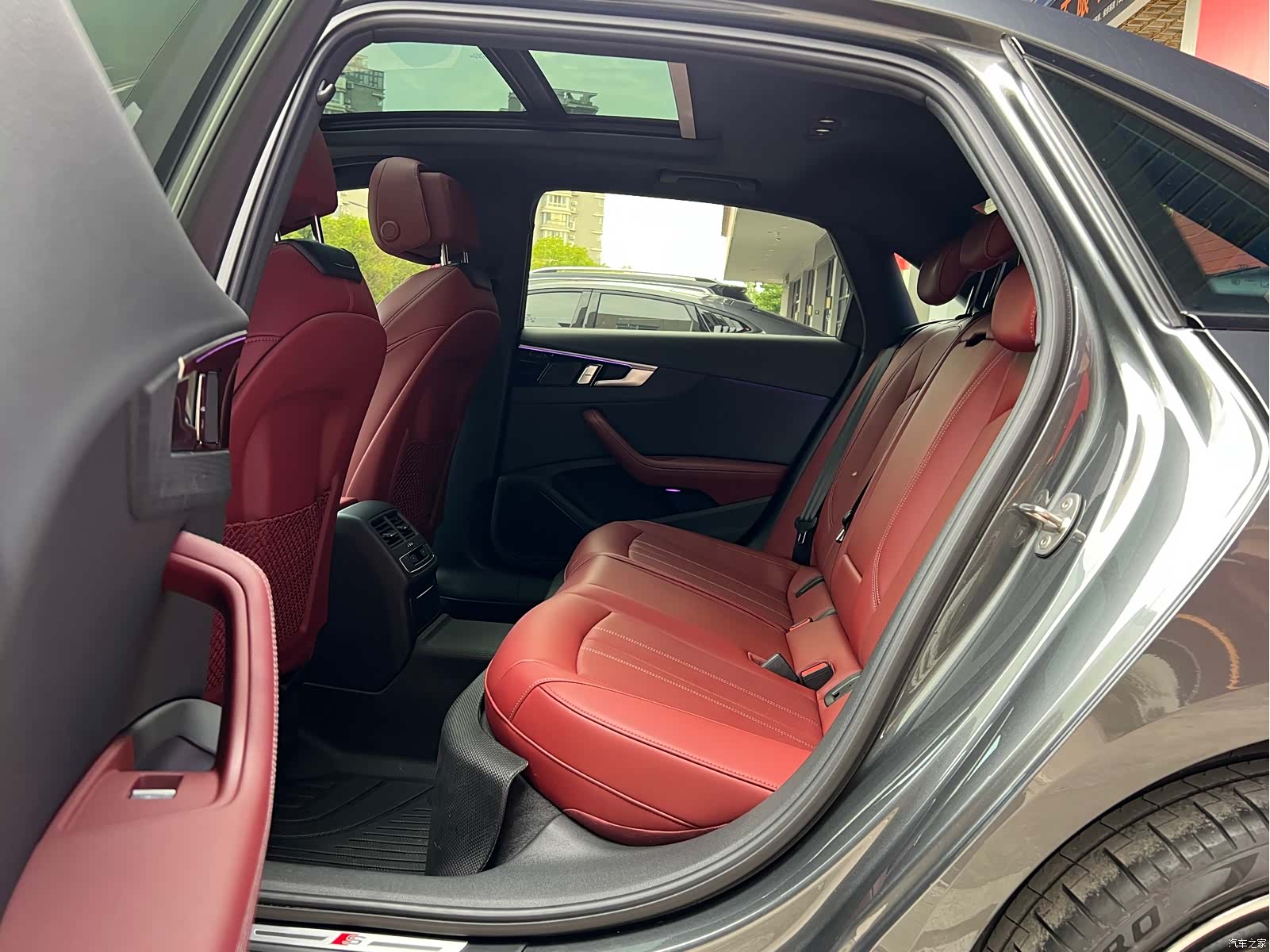 Audi A4L, 2024 27