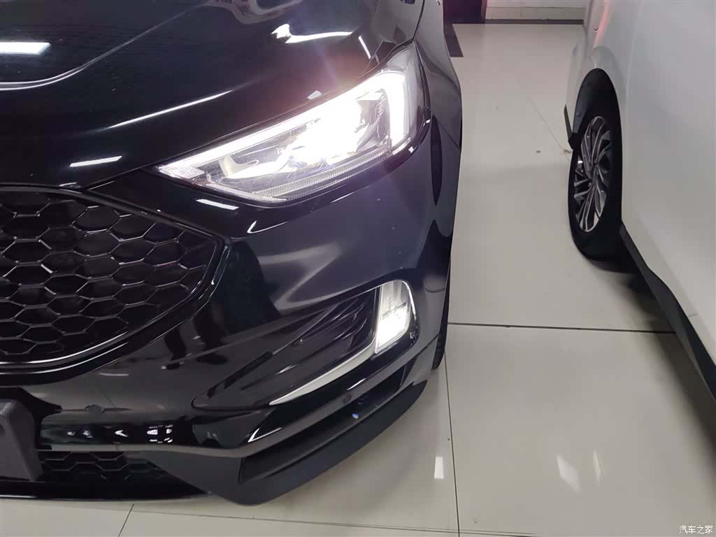 Ford Edge, 2020 24