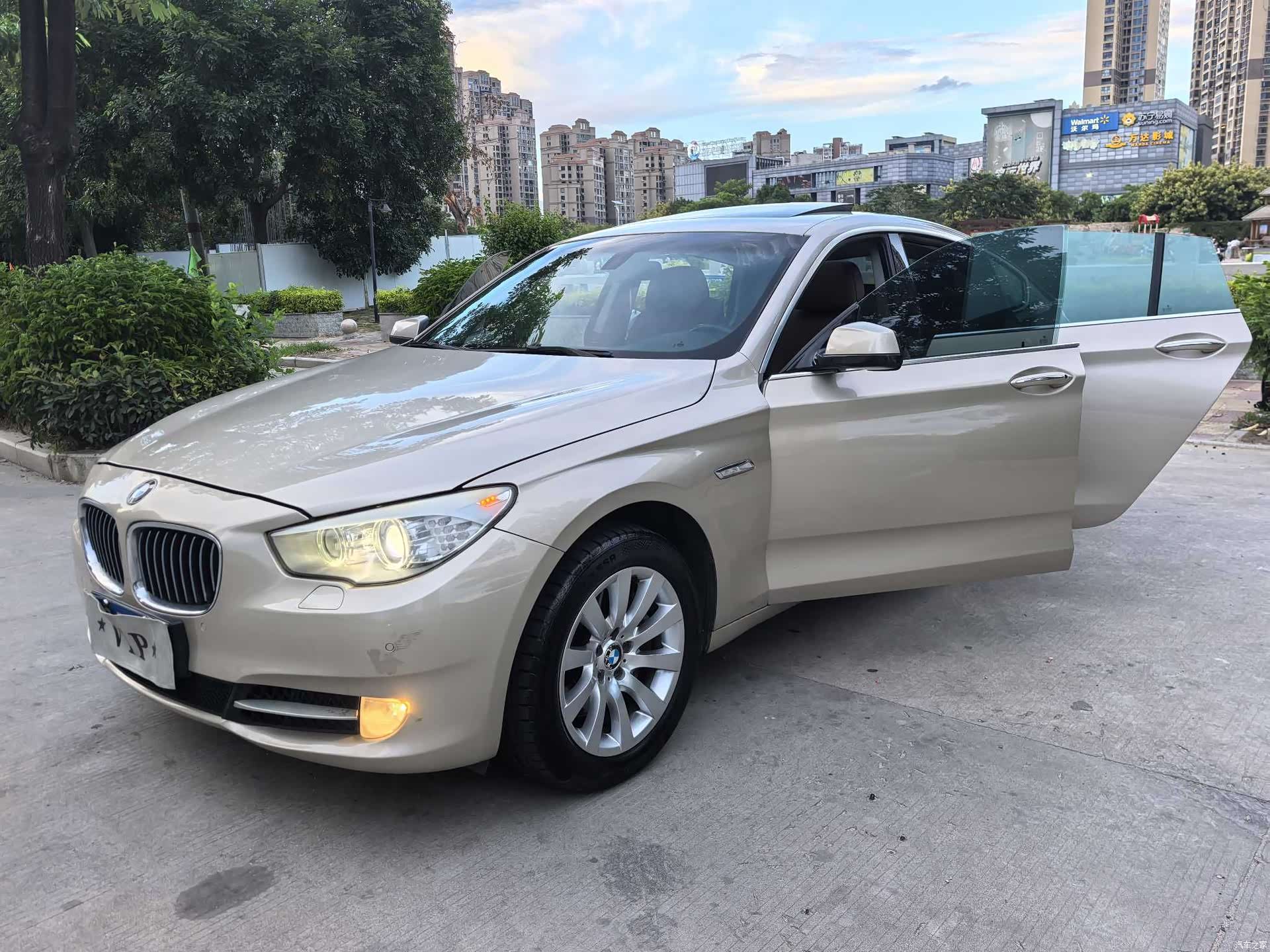 BMW 5 Series, 2011 1