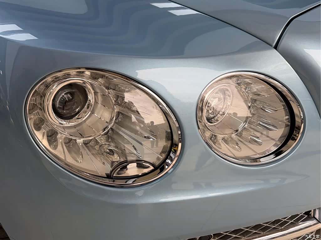 Bentley Flying Spur, 2014 7
