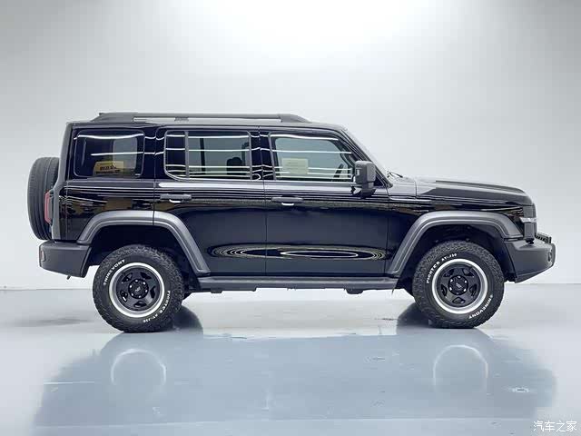 Tank 300, 2022 9